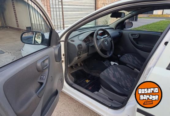Autos - Chevrolet Corsa 2 2005 Nafta 214000Km - En Venta