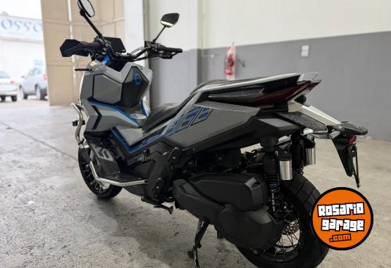 Motos - Zontes 368G 2025 Nafta 4000Km - En Venta