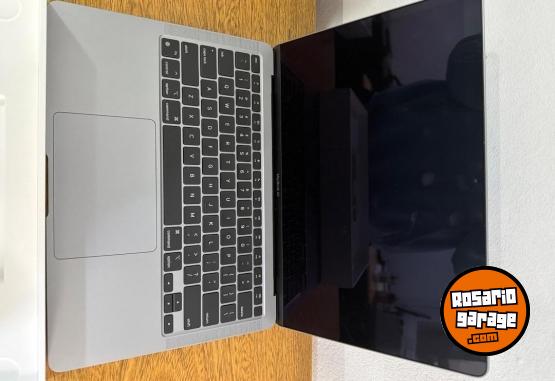 Inform�tica - MacBook Air 13 inch M1 Chip-SIN USO-NUEVA - En Venta