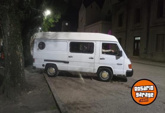 Utilitarios - Mercedes Benz Mb180d 1995 Diesel 380000Km - En Venta