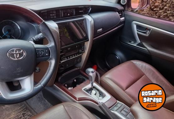 Camionetas - Toyota SW4 2019 Diesel 111000Km - En Venta