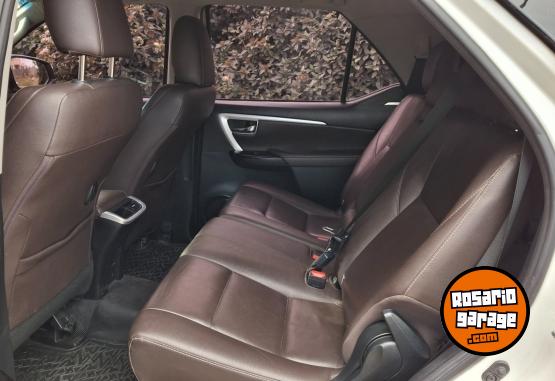 Camionetas - Toyota SW4 2019 Diesel 111000Km - En Venta