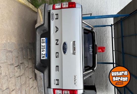 Camionetas - Ford XLT 2017 Diesel 120000Km - En Venta