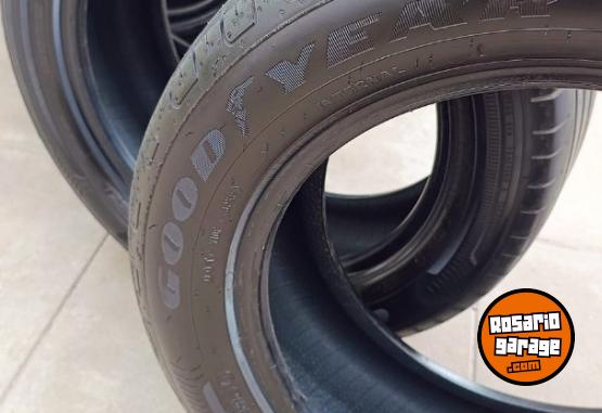 Accesorios para Autos - Cubiertas GoodYear Efficientgrip Performance 205 55 R16 (usadas) - En Venta