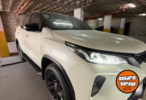 Camionetas - Toyota SW4 2.8 TDI DIAMOND 2022 Diesel 75000Km - En Venta
