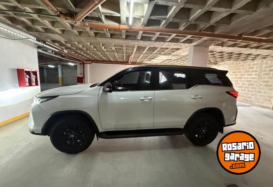Camionetas - Toyota SW4 2.8 TDI DIAMOND 2022 Diesel 75000Km - En Venta