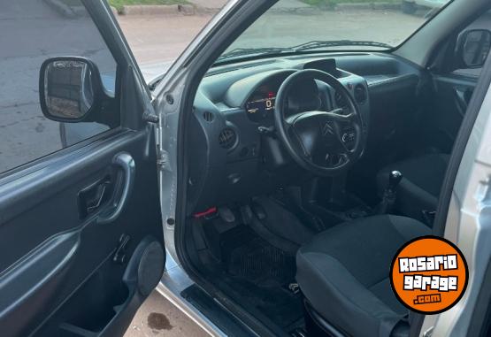 Utilitarios - Citroen Berlingo partner 2018 Diesel 113000Km - En Venta