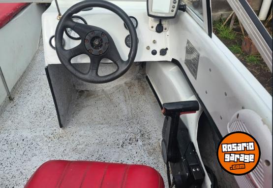 Embarcaciones - Lancha Caprice con Johnson 70 - En Venta