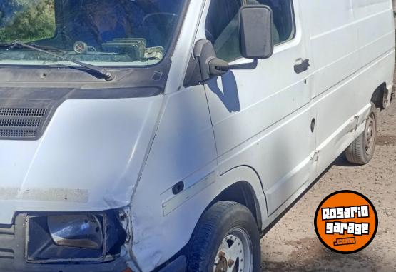 Utilitarios - Renault Trafic 1.4 1994 GNC 111111Km - En Venta