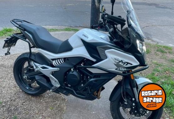 Motos - CF 700 MT 2025 Nafta 1800Km - En Venta