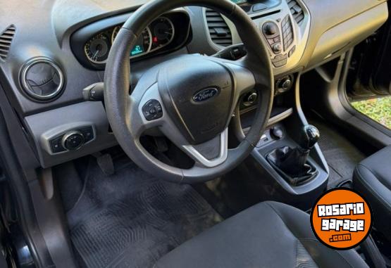 Autos - Ford KA SEL 2017 Nafta 88000Km - En Venta