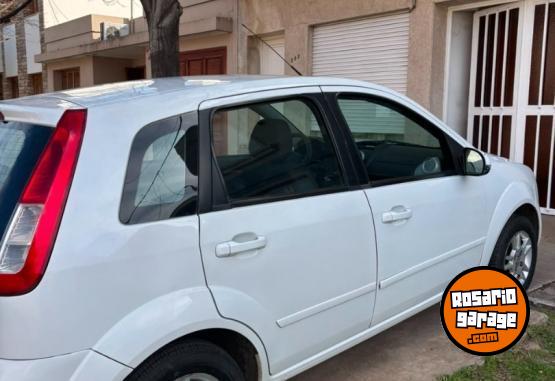 Autos - Ford fiesta 2008 Nafta 400000Km - En Venta