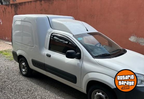 Utilitarios - Fiat Fiorino 2016 Nafta 137000Km - En Venta
