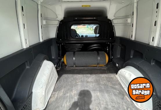 Utilitarios - Fiat Fiorino 2016 Nafta 137000Km - En Venta