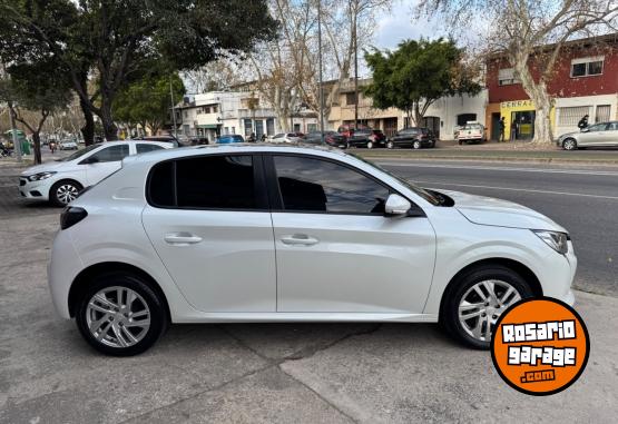 Autos - Peugeot 208 2021 Nafta 50000Km - En Venta