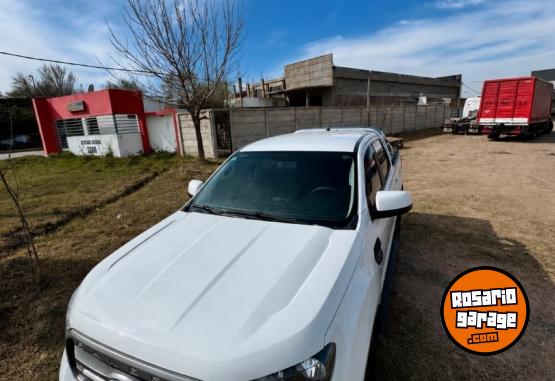 Camionetas - Ford Ranger 2022 Diesel 97000Km - En Venta