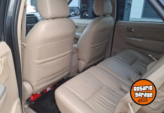 Camionetas - Toyota Sw4 4x4 t/ cuero 2007 Diesel 261000Km - En Venta