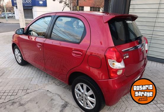 Autos - Toyota ETIOS XLS 1.5 6MT 2017 Nafta 86000Km - En Venta