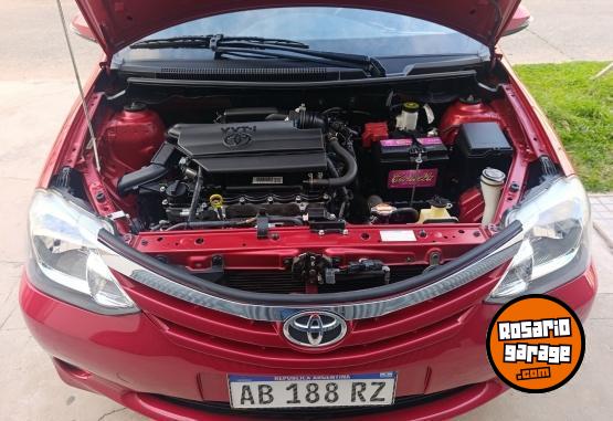 Autos - Toyota ETIOS XLS 1.5 6MT 2017 Nafta 86000Km - En Venta