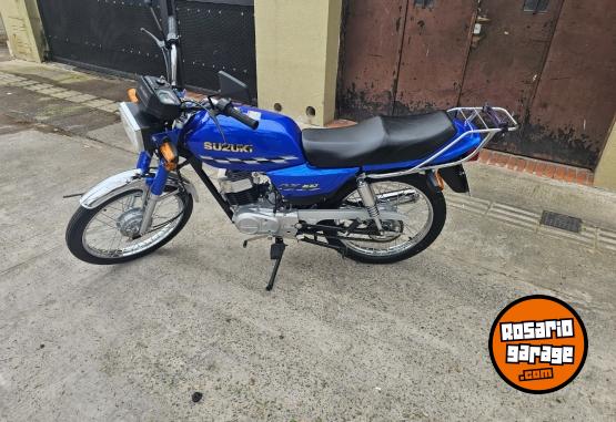 Motos - Suzuki AX 100 2025 Nafta 2200Km - En Venta