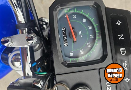Motos - Suzuki AX 100 2025 Nafta 2200Km - En Venta