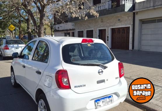 Autos - Nissan March Active MT 2020 Nafta 53000Km - En Venta