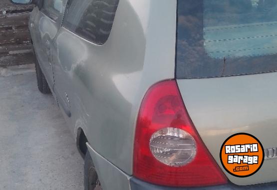 Autos - Renault CLIO 2005 Nafta 178300Km - En Venta