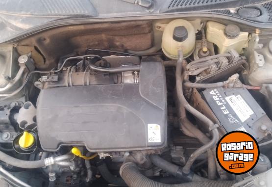 Autos - Renault CLIO 2005 Nafta 178300Km - En Venta