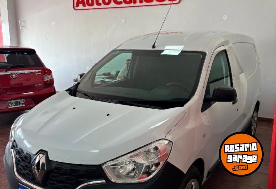 Utilitarios - Renault KANGOO EXPRESS CONFORT 1. 2022 GNC 108000Km - En Venta