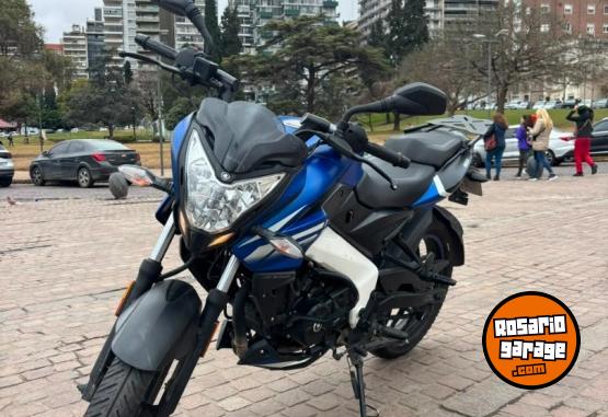 Motos - Bajaj Rouser 160 ns 2023 Nafta 3050Km - En Venta