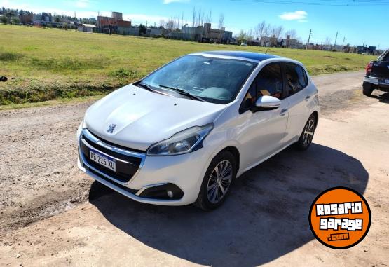 Autos - Peugeot 208 Allure 1.6 2017 Nafta 150000Km - En Venta