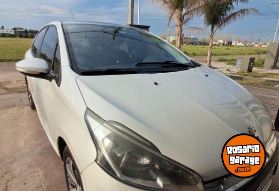 Autos - Peugeot 208 Allure 1.6 2017 Nafta 150000Km - En Venta