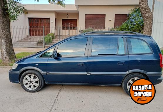 Autos - Chevrolet Zafira 2004 GNC 300000Km - En Venta