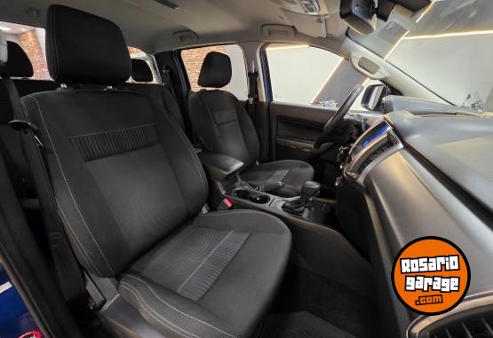 Camionetas - Ford RANGER DC XLT 3.2L 4X4 AT 2022 Diesel 120000Km - En Venta