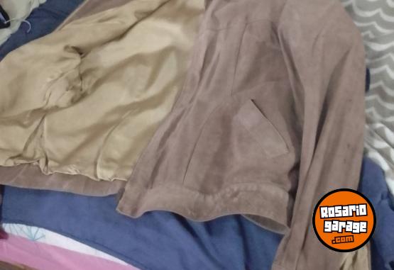 Indumentaria - SE VENDE CAMPERA DE GAMUZA T N°58 Y SACO LANA GASPIADO T XL/3 - En Venta