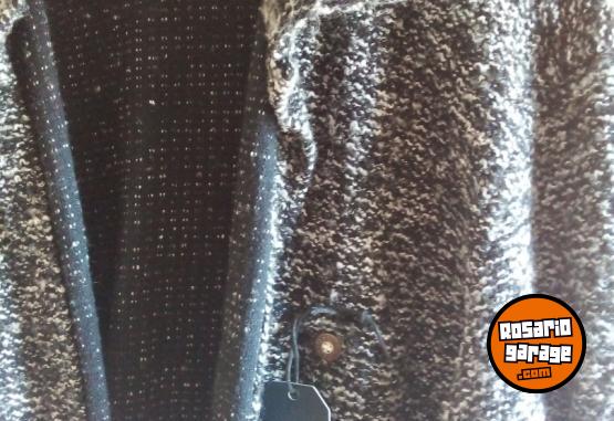 Indumentaria - SE VENDE CAMPERA DE GAMUZA T N°58 Y SACO LANA GASPIADO T XL/3 - En Venta