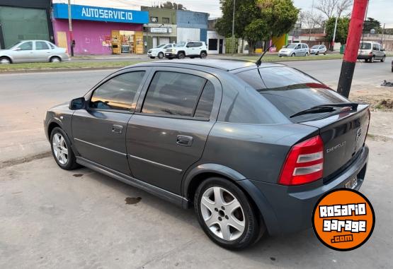 Autos - Chevrolet Astra 2006 Nafta 180000Km - En Venta
