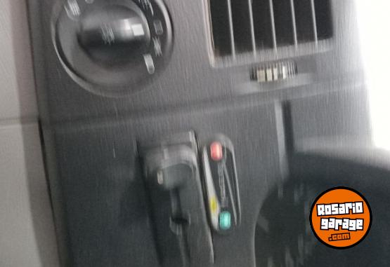 Camionetas - Mercedes Benz SPRINTER 415 3665 V2 2015 Diesel 111111Km - En Venta