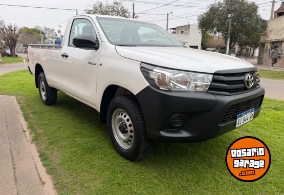 Camionetas - Toyota Hilux cabina simple 2026 Diesel 0Km - En Venta
