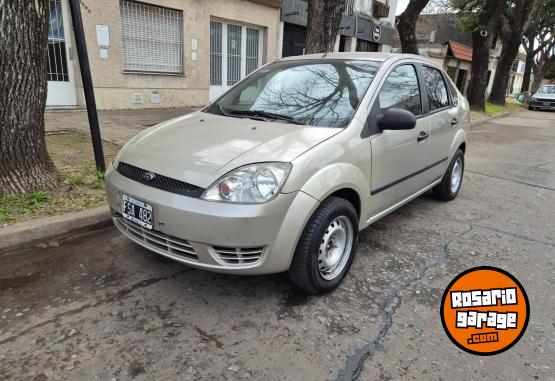 Autos - Ford Fiesta 2006 GNC 230000Km - En Venta