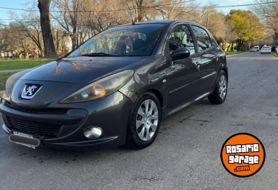 Autos - Peugeot 207 2009 Diesel 178000Km - En Venta
