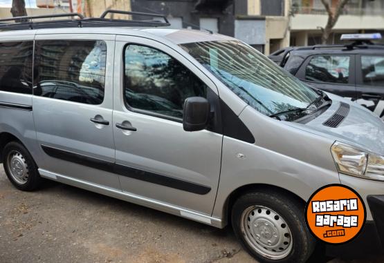 Utilitarios - Peugeot Expert confort 2015 Diesel 164000Km - En Venta