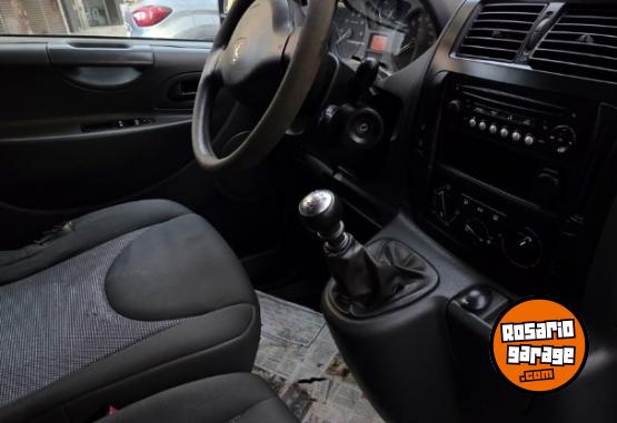 Utilitarios - Peugeot Expert confort 2015 Diesel 164000Km - En Venta