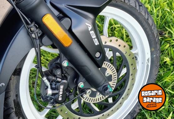 Motos - Bajaj ROUSER NS FI 200 2022 Nafta 7700Km - En Venta