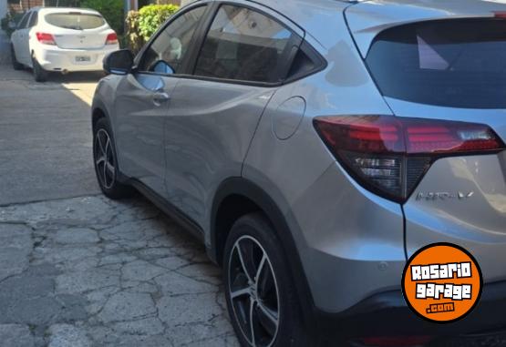 Autos - Honda HRV EXL 2019 Nafta 93100Km - En Venta