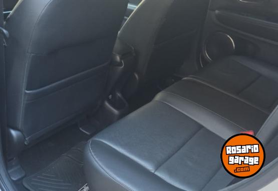 Autos - Honda HRV EXL 2019 Nafta 93100Km - En Venta
