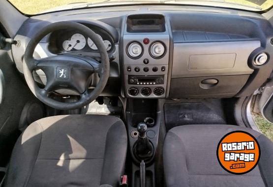 Utilitarios - Peugeot Patagonica 2010 Diesel 270000Km - En Venta