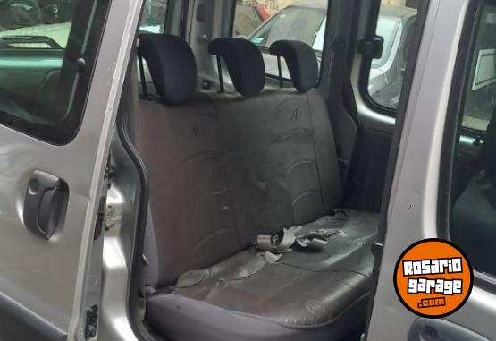Utilitarios - Renault kangoo 2 1.6 authentique 2010 Nafta 217000Km - En Venta
