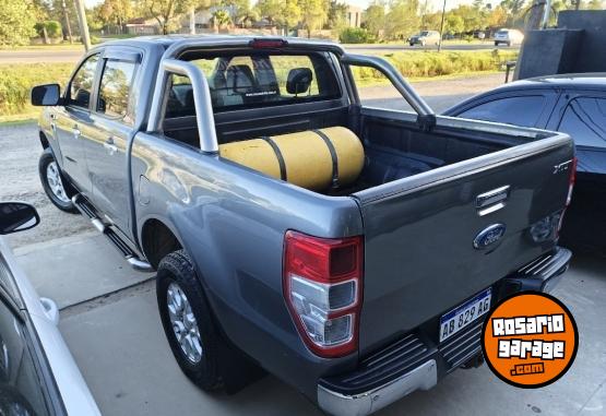 Camionetas - Ford Ranger 2.5 2017 GNC 190000Km - En Venta