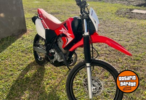 Motos - Honda XR 250 tornado 2018 Nafta 35000Km - En Venta